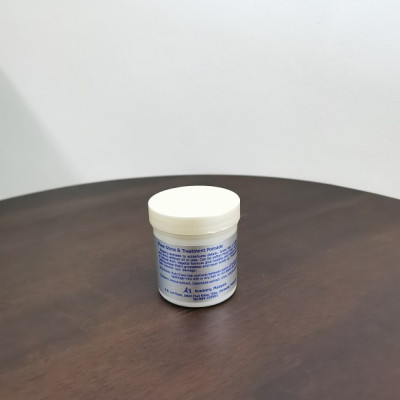 D'Wei Shine & Treatment Pomade